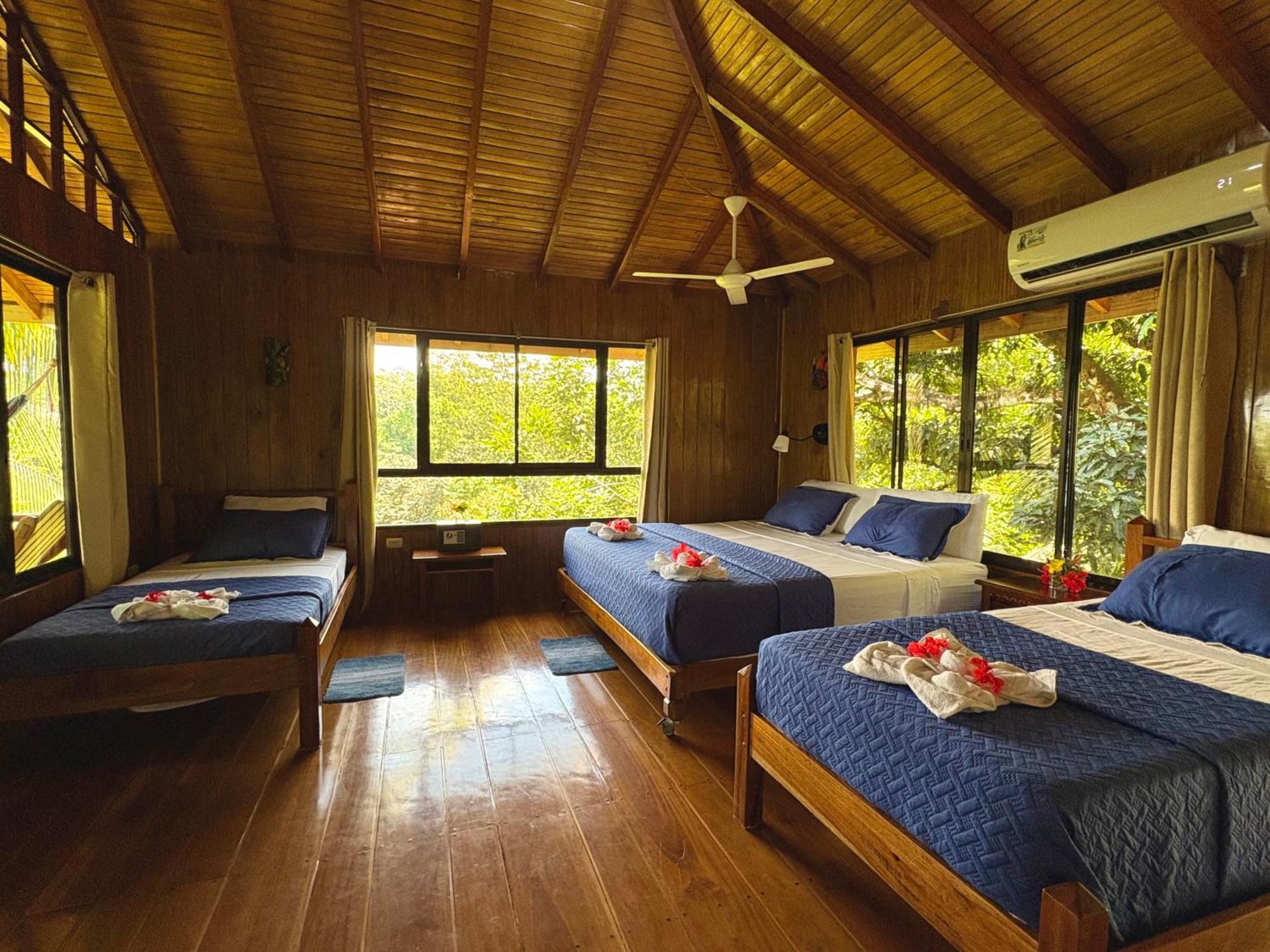 Casa Horizontes Corcovado Bed & Breakfast Drake Bay Exterior photo